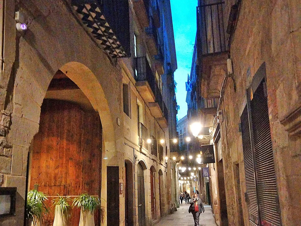 Mercer Hotel Barcelona historic medieval stone facade and balconies on Carrer dels Lledó